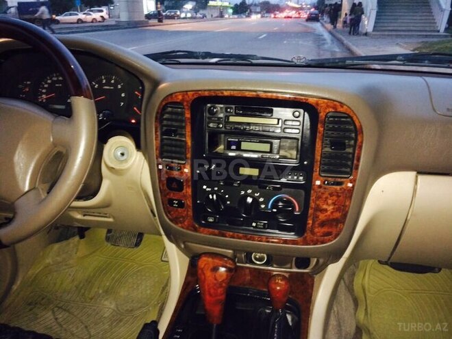 Toyota Land Cruiser 2001, 192,132 km - 4.5 l - Bakı