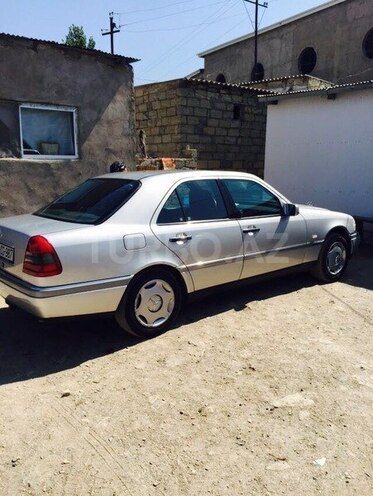 Mercedes C 180 1997, 235,000 km - 1.8 л - Bakı