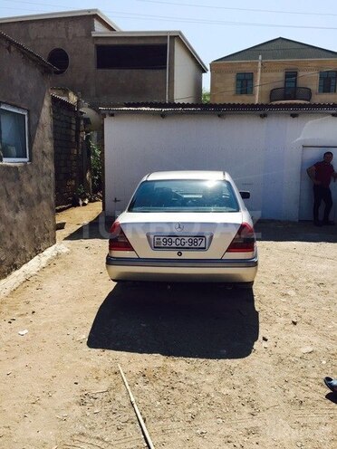 Mercedes C 180 1997, 235,000 km - 1.8 л - Bakı