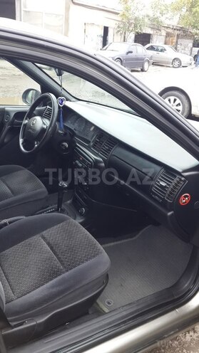 Opel Vectra 1996, 290,000 km - 1.8 l - Bakı