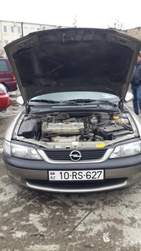 Opel Vectra 1996, 290,000 km - 1.8 l - Bakı