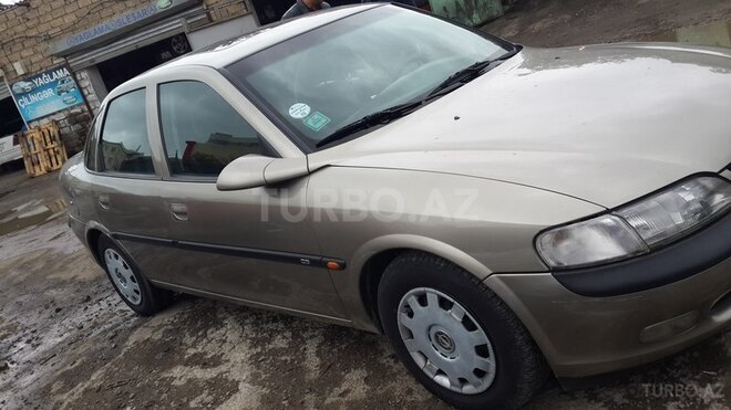 Opel Vectra 1996, 290,000 km - 1.8 l - Bakı