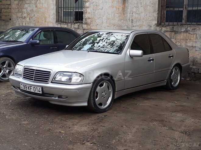 Mercedes C 240 1999, 280,000 km - 2.4 l - Bakı
