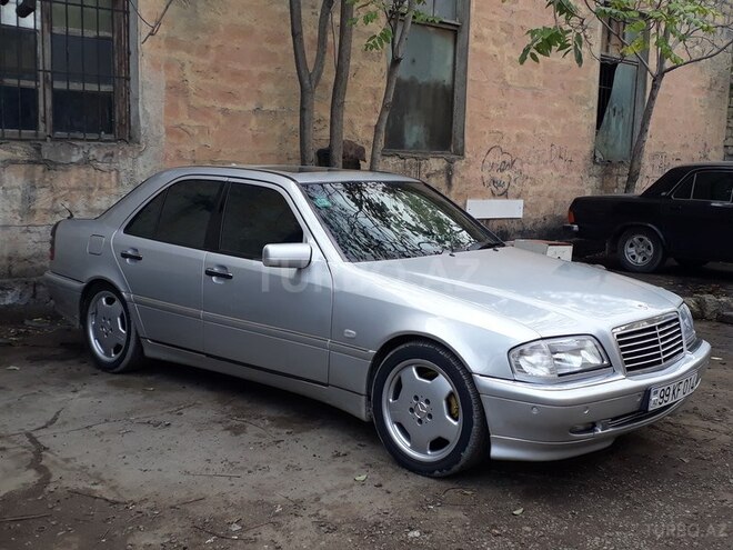 Mercedes C 240 1999, 280,000 km - 2.4 l - Bakı