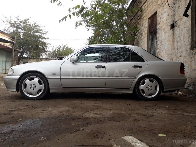 Mercedes C 240 1999, 280,000 km - 2.4 l - Bakı