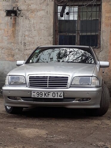 Mercedes C 240 1999, 280,000 km - 2.4 l - Bakı