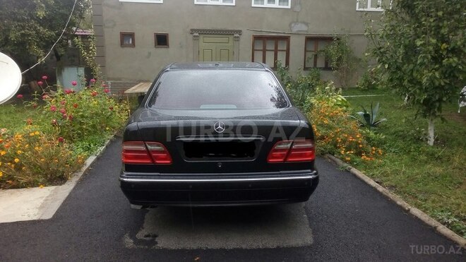 Mercedes E 280 2000, 190,000 km - 2.8 l - Bakı