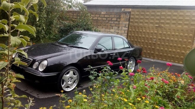 Mercedes E 280 2000, 190,000 km - 2.8 l - Bakı