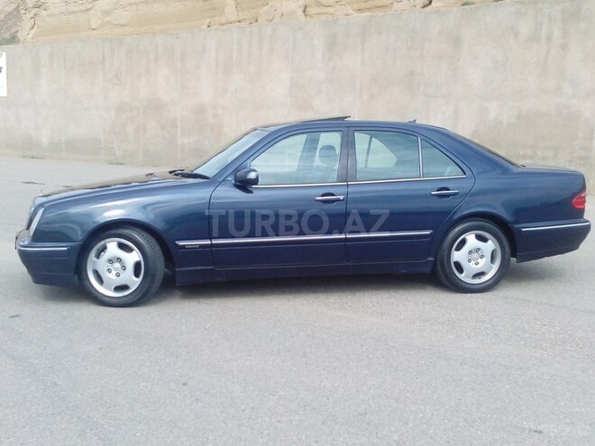 Mercedes E 280 2000, 196,000 km - 2.8 l - Bakı