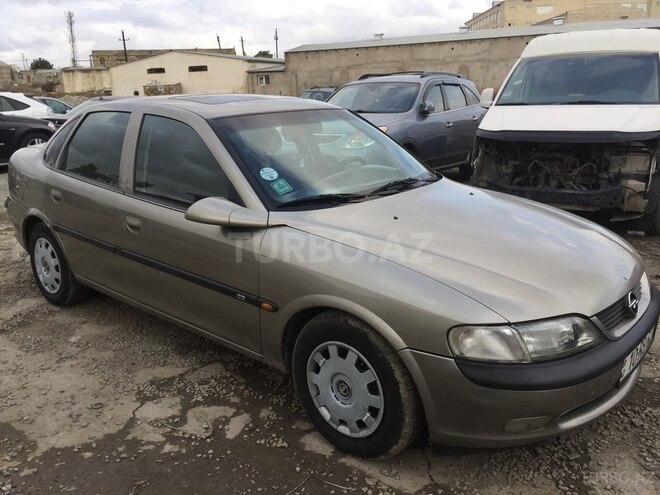 Opel Vectra 1996, 320,000 km - 1.8 l - Bakı