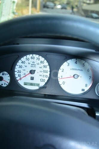 Nissan Pathfinder 2001, 186,000 km - 3.5 l - Bakı