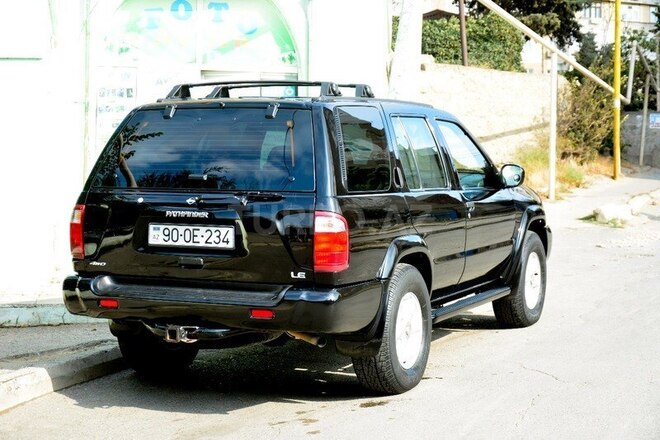 Nissan Pathfinder 2001, 186,000 km - 3.5 l - Bakı