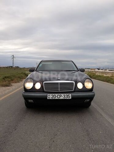Mercedes E 230 1995, 268,000 km - 2.3 л - Sumqayıt