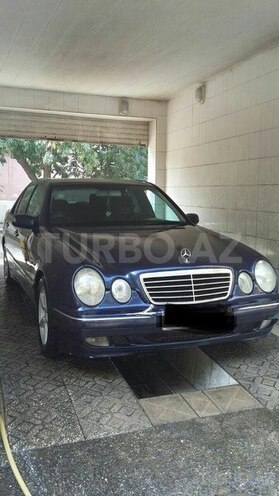 Mercedes E 240 2000, 118,000 km - 2.6 l - Bakı