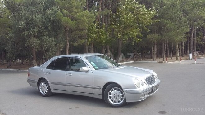 Mercedes E 200 2001, 194,000 km - 2.0 l - Sumqayıt