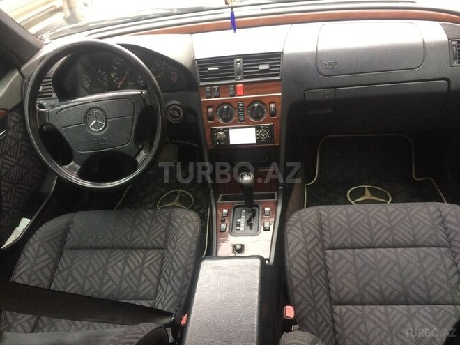 Mercedes C 180 1995, 398,000 km - 1.8 л - Sumqayıt