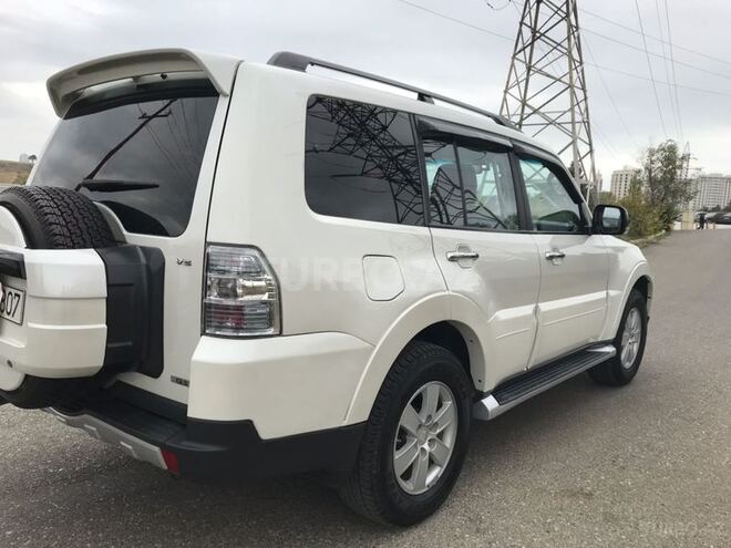 Mitsubishi Pajero 2008, 170,000 km - 3.0 l - Bakı