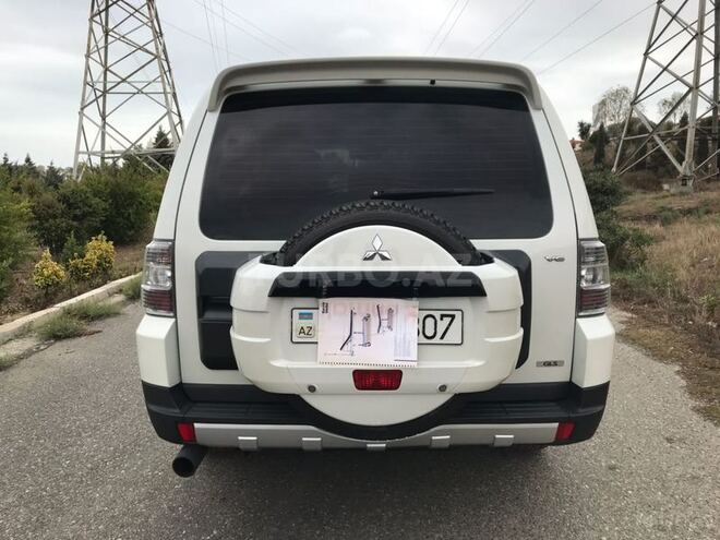 Mitsubishi Pajero 2008, 170,000 km - 3.0 l - Bakı