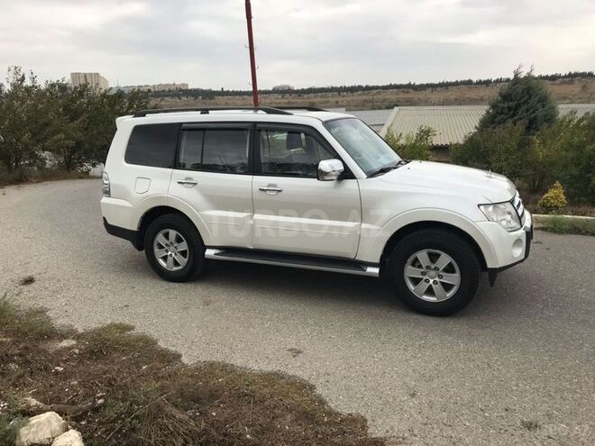 Mitsubishi Pajero 2008, 170,000 km - 3.0 l - Bakı