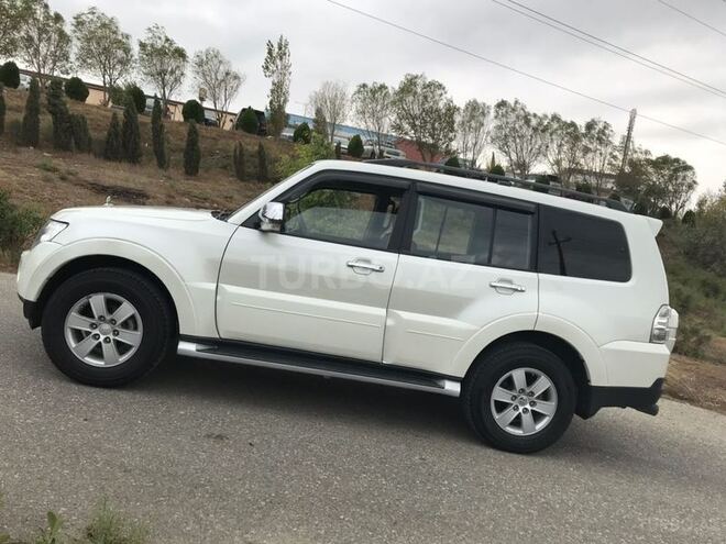Mitsubishi Pajero 2008, 170,000 km - 3.0 l - Bakı