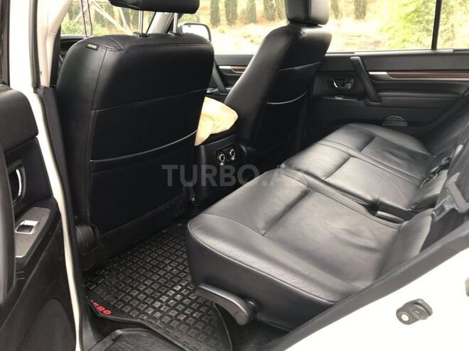 Mitsubishi Pajero 2008, 170,000 km - 3.0 l - Bakı