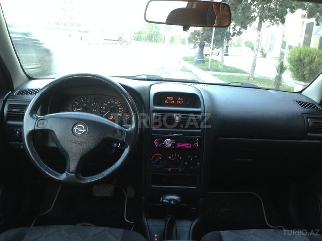 Opel Astra 1998, 230,000 km - 1.6 l - Gəncə
