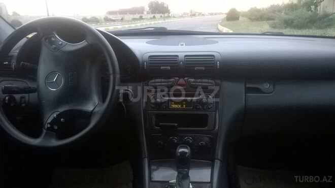 Mercedes C 200 2000, 273,300 km - 2.0 л - Goranboy
