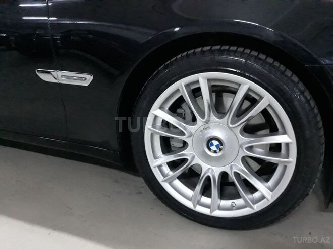 BMW 750 2010, 62,300 km - 4.4 л - Bakı