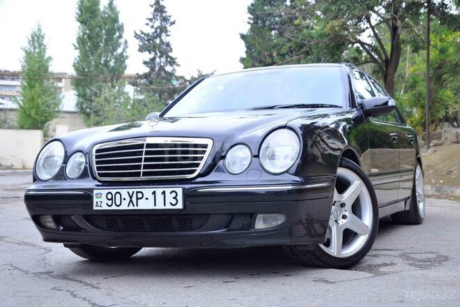 Mercedes E 240 1999, 267,880 km - 2.4 l - Bakı