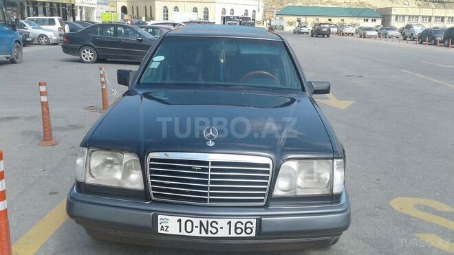 Mercedes E 300 1996, 196,000 km - 3.0 л - Bakı