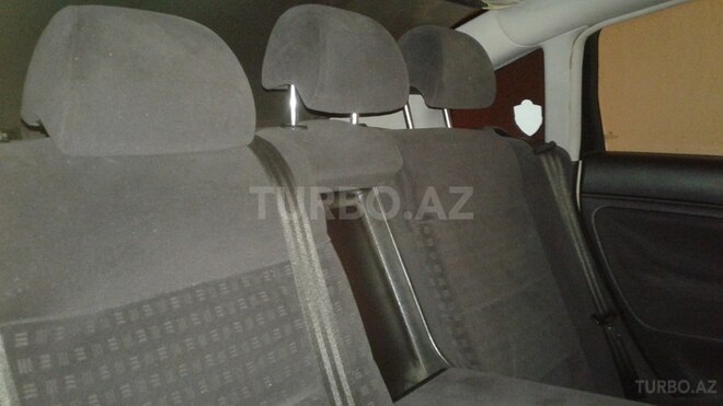 Volkswagen Passat 2001, 180,000 km - 2.8 l - Lənkəran