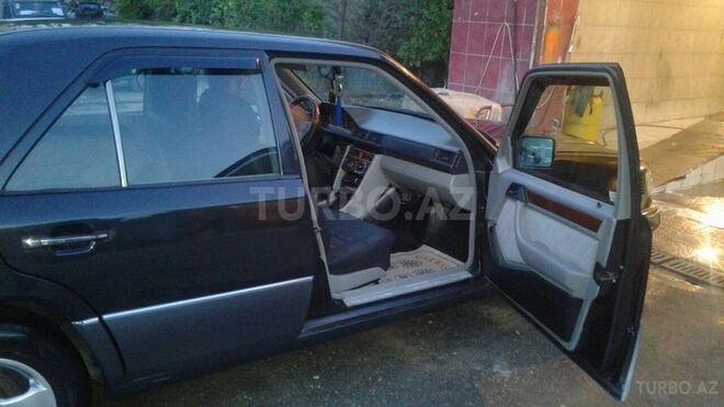 Mercedes E 300 1996, 196,000 km - 3.0 л - Bakı