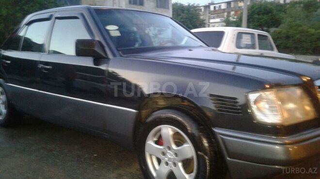 Mercedes E 300 1996, 196,000 km - 3.0 л - Bakı
