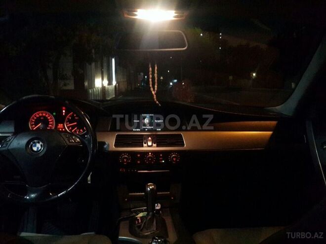 BMW 520 2004, 275,000 km - 2.2 l - Bakı