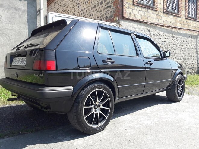 Volkswagen Golf 1990, 110,000 km - 1.6 l - Zaqatala