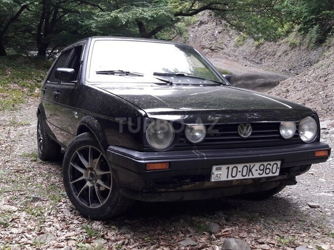 Volkswagen Golf 1990, 110,000 km - 1.6 l - Zaqatala