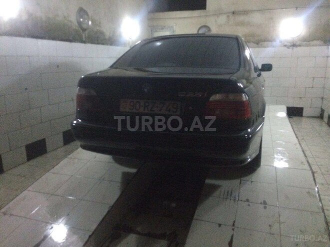 BMW 525 2000, 235,677 km - 2.5 л - Bakı