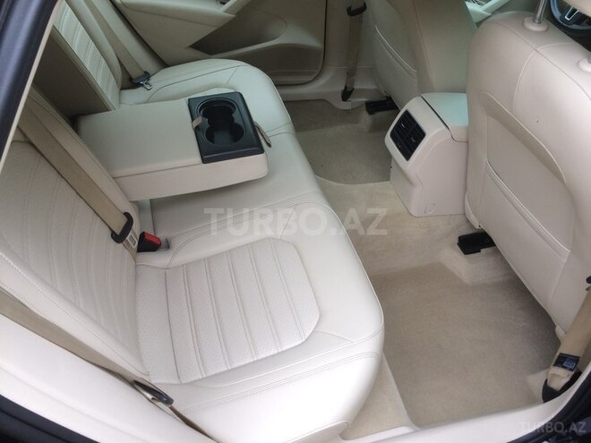 Volkswagen Passat 2015, 29,000 km - 1.8 l - Bakı