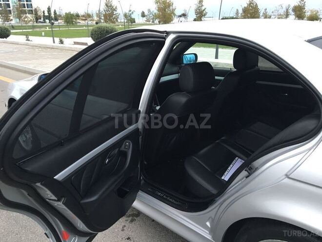 BMW 525 2003, 250,000 km - 2.5 l - Bakı