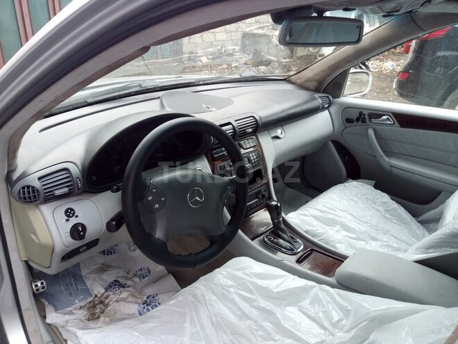 Mercedes C 32 AMG 2001, 175,000 km - 3.2 л - Bakı