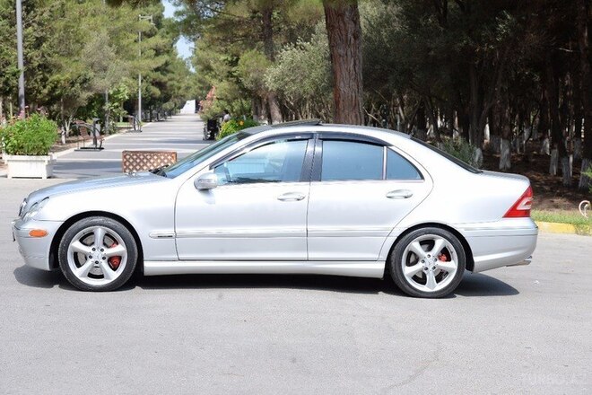 Mercedes C 230 2005, 192,000 km - 1.8 л - Sumqayıt