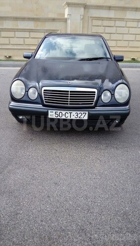 Mercedes E 280 1997, 324,000 km - 2.8 l - Sumqayıt