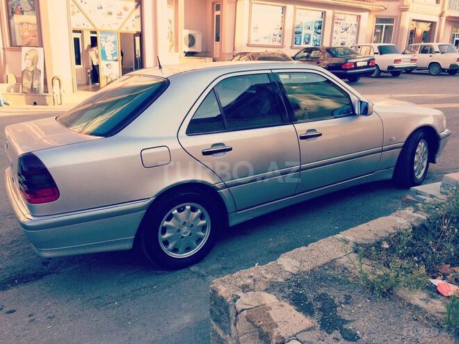 Mercedes C 240 1997, 245,000 km - 2.4 l - Şamaxı