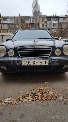 Mercedes E 240 2000, 212,000 km - 2.6 l - Bakı