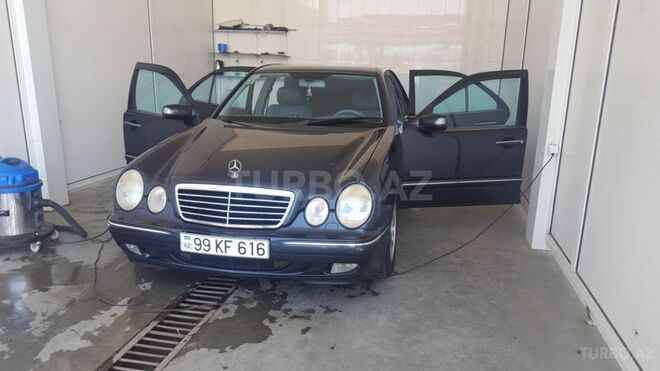 Mercedes E 240 2000, 212,000 km - 2.6 l - Bakı