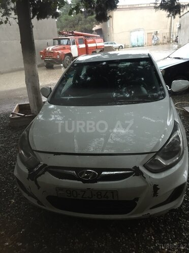 Hyundai Accent 2012, 240,000 km - 1.6 l - Bakı