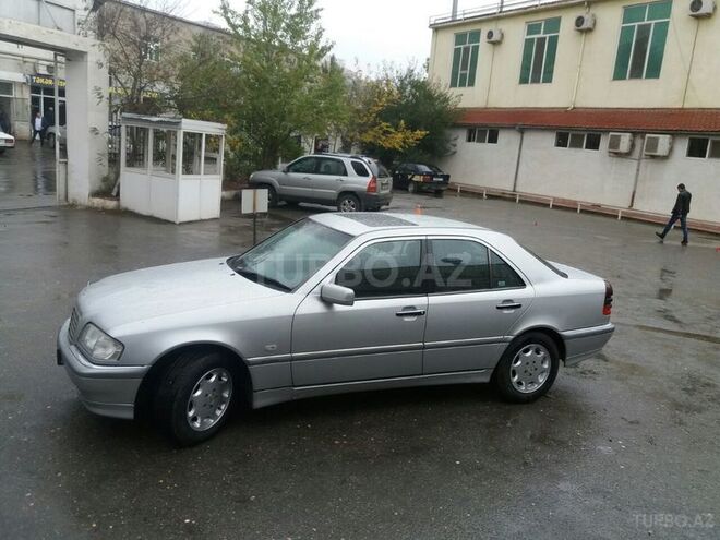 Mercedes C 180 1997, 290,000 km - 1.8 l - Bakı