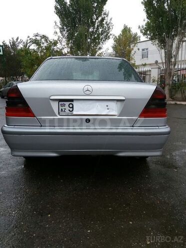 Mercedes C 180 1997, 290,000 km - 1.8 l - Bakı