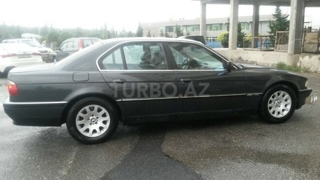 BMW 728 1997, 300,000 km - 2.8 l - Sumqayıt