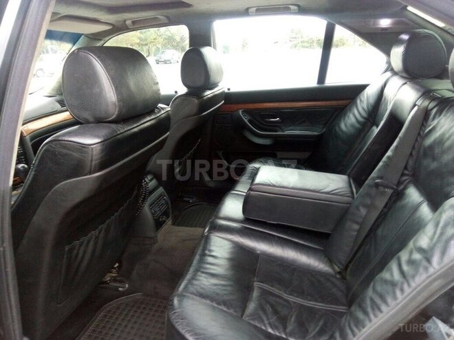 BMW 728 1997, 300,000 km - 2.8 l - Sumqayıt
